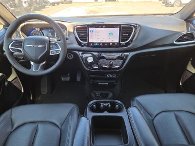 2025 Chrysler Pacifica Select FWD