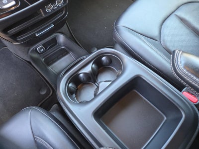 2025 Chrysler Pacifica Select FWD