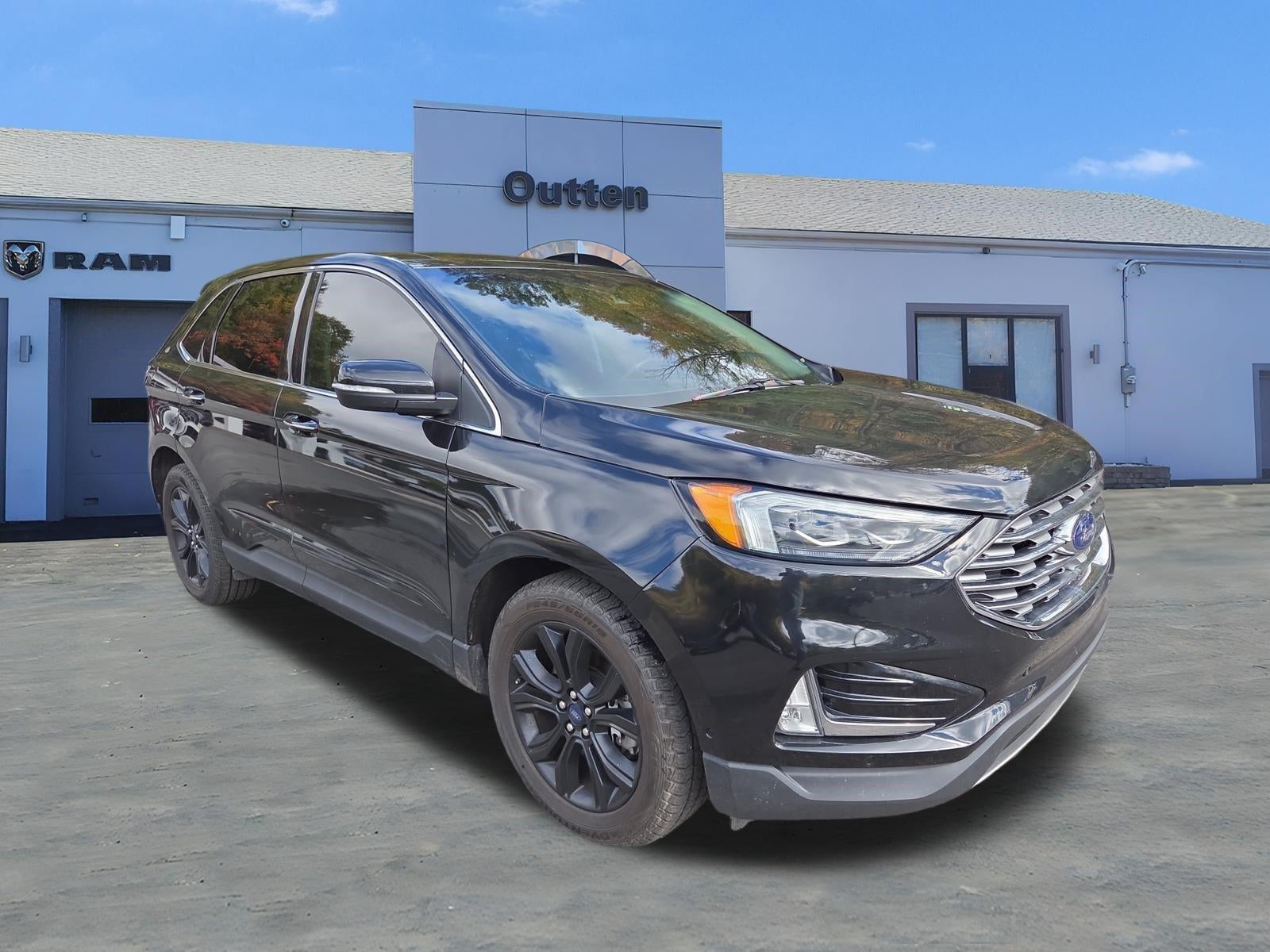2020 Ford Edge Titanium