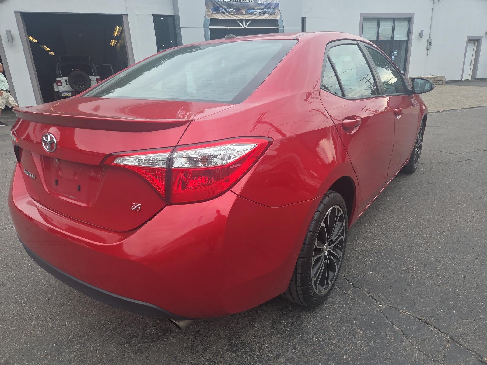 2015 Toyota Corolla 4dr Sdn CVT Auto S (SE)