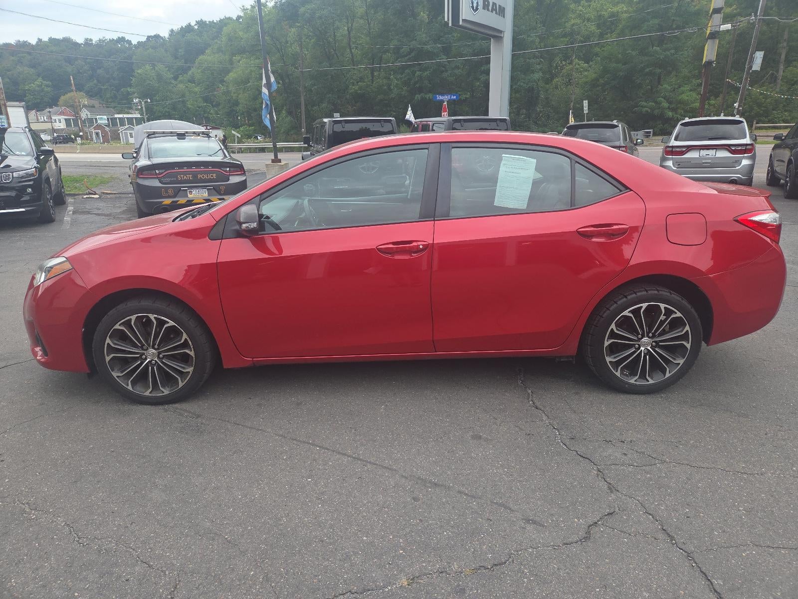 2015 Toyota Corolla 4dr Sdn CVT Auto S (SE)