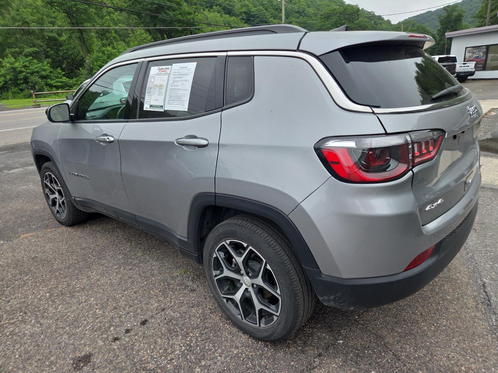 2024 Jeep Compass Latitude 4x4