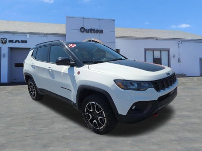 2025 Jeep Compass Trailhawk 4x4