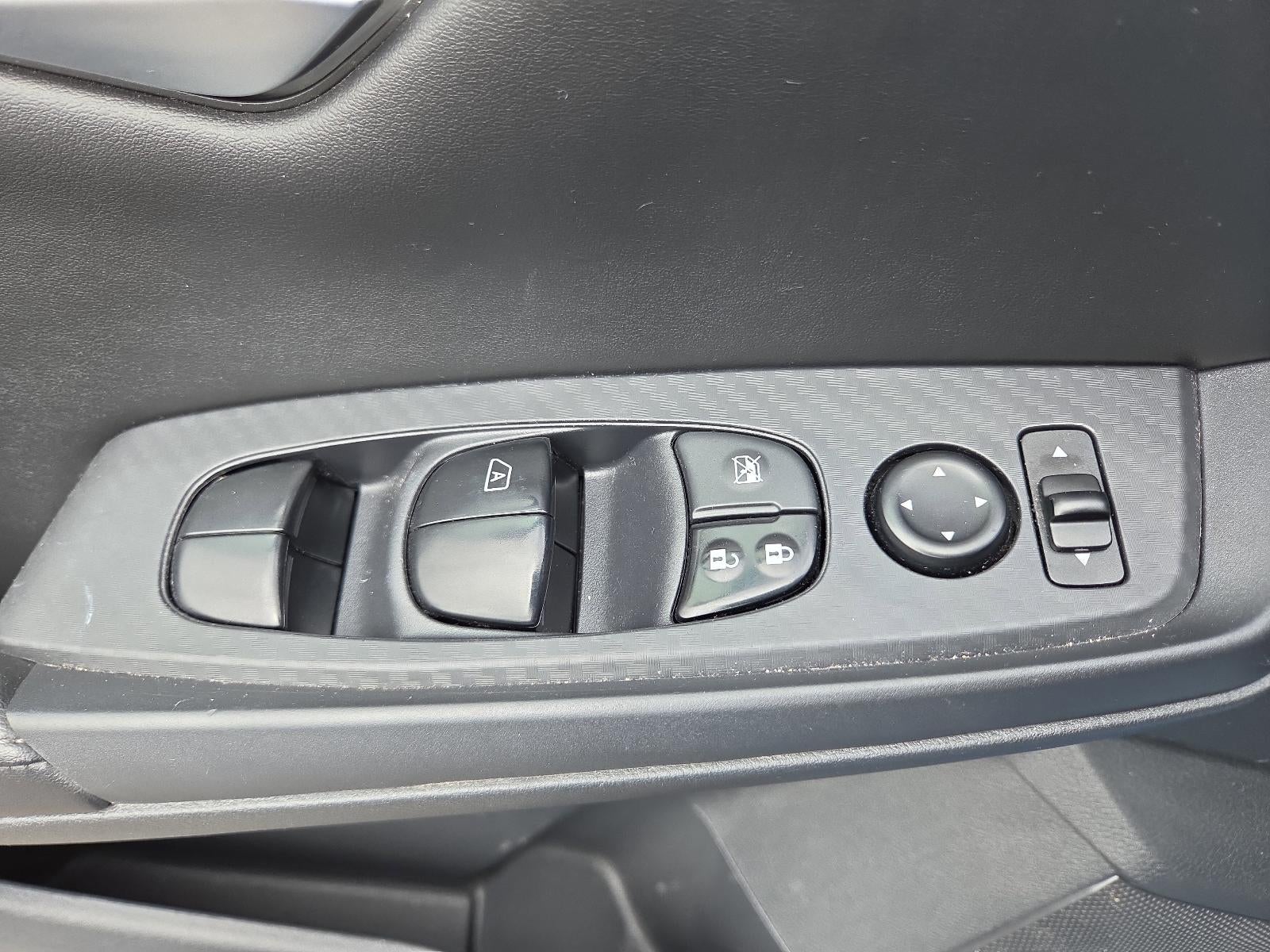 2023 Nissan Sentra SV CVT