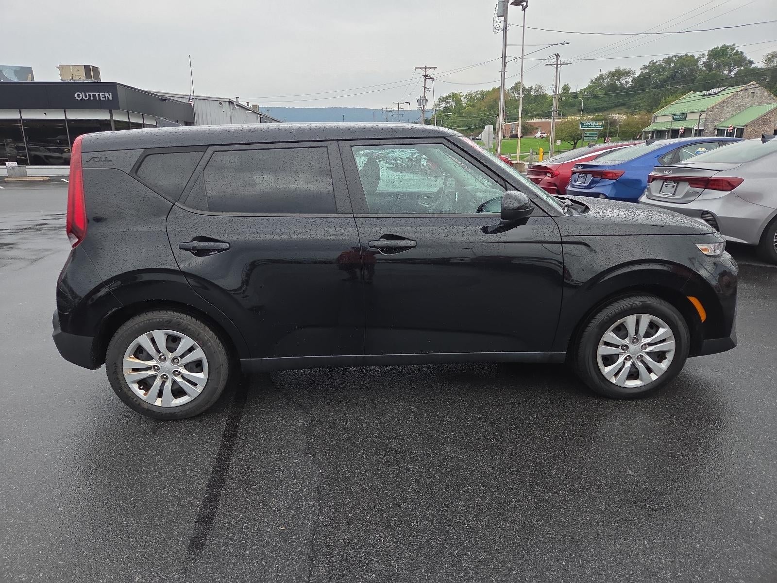 2022 Kia Soul LX IVT