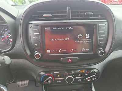 2022 Kia Soul LX IVT