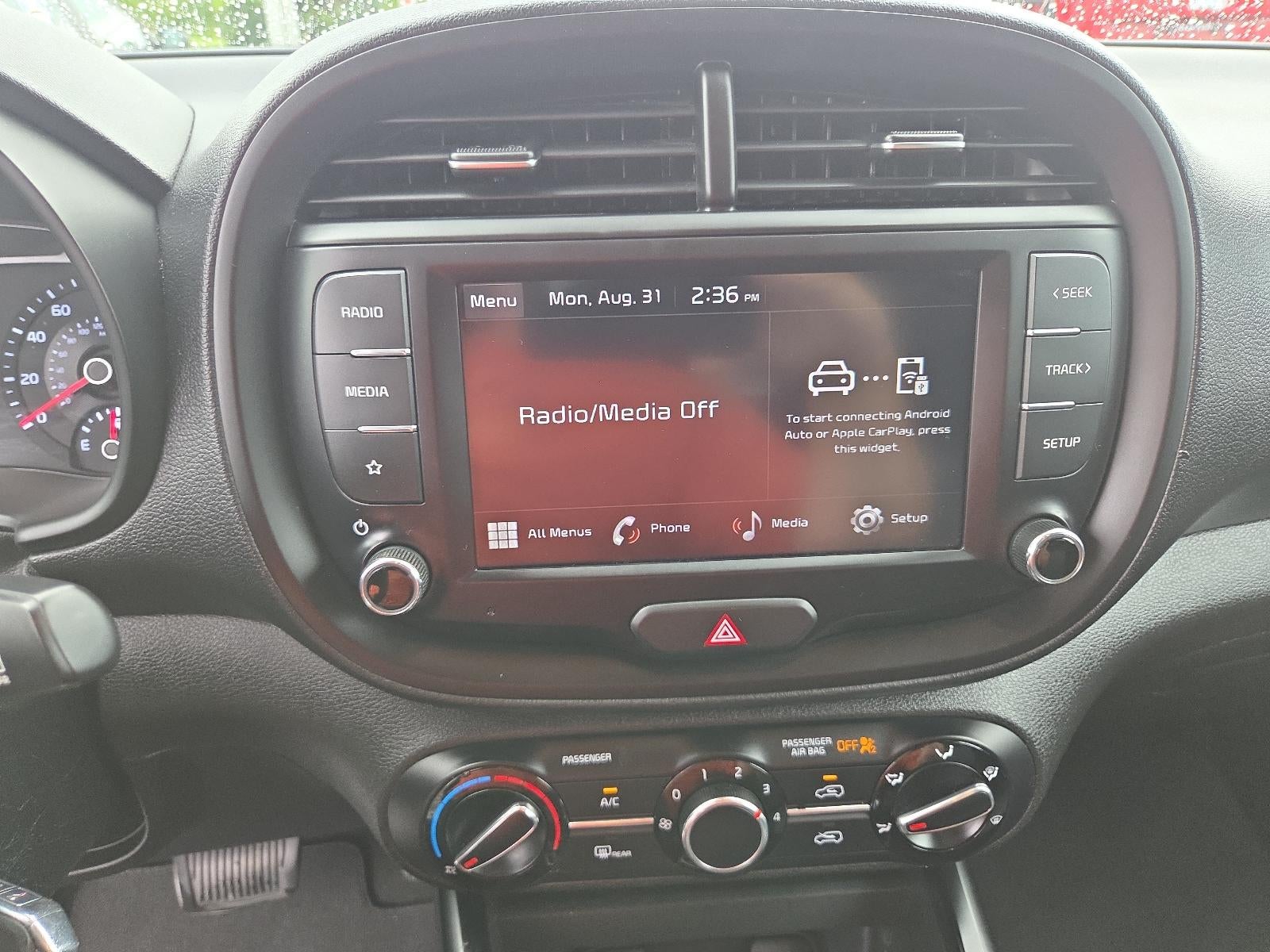 2022 Kia Soul LX IVT