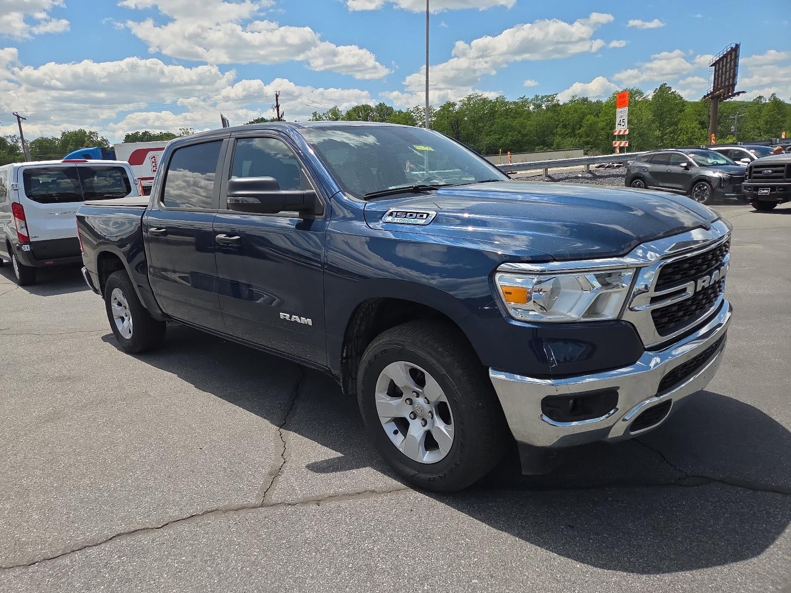 2023 RAM 1500 Lone Star 4x4 Crew Cab 5'7" Box