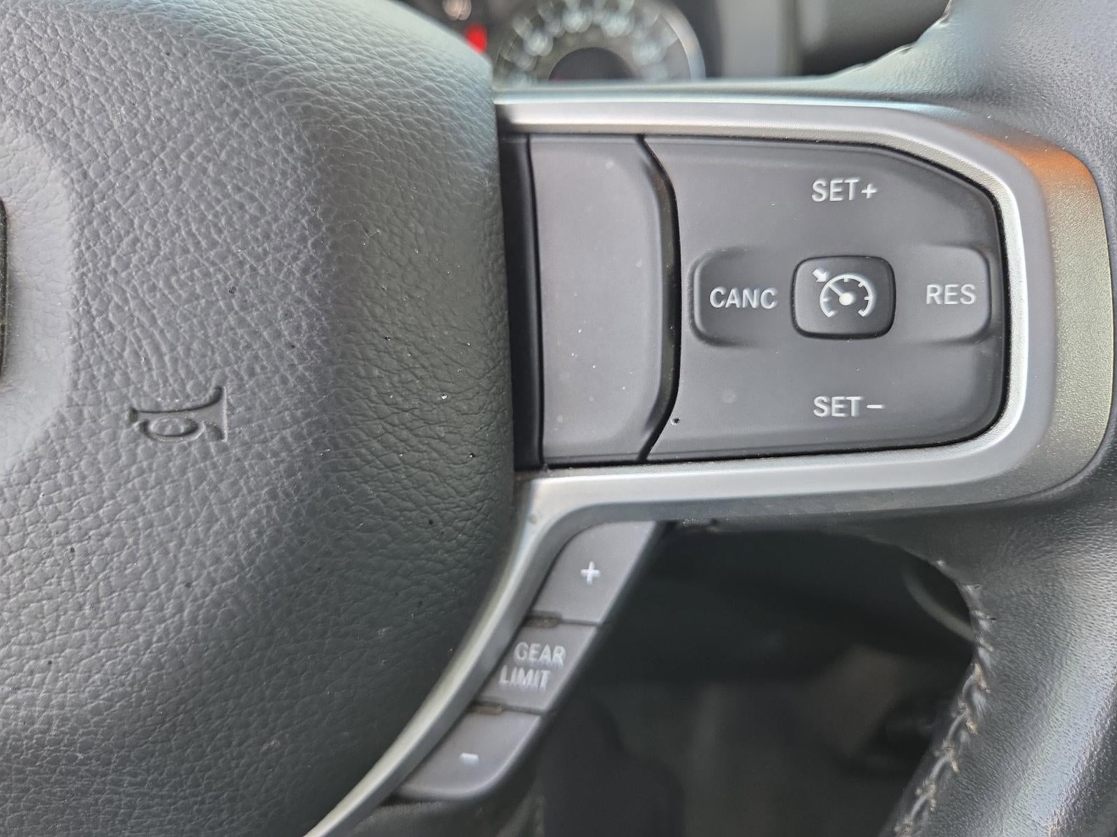 2023 RAM 1500 Lone Star 4x4 Crew Cab 5'7" Box