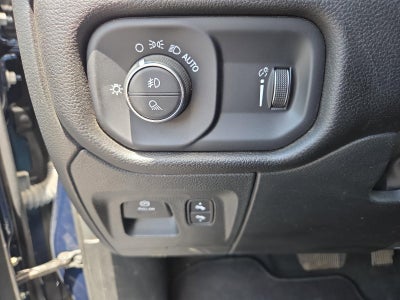 2023 RAM 1500 Lone Star 4x4 Crew Cab 5'7" Box