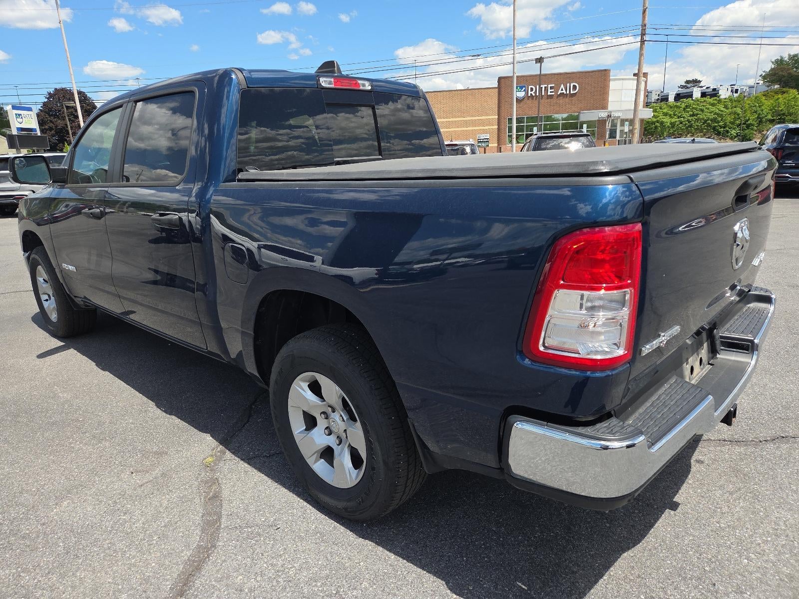 2023 RAM 1500 Lone Star 4x4 Crew Cab 5'7" Box