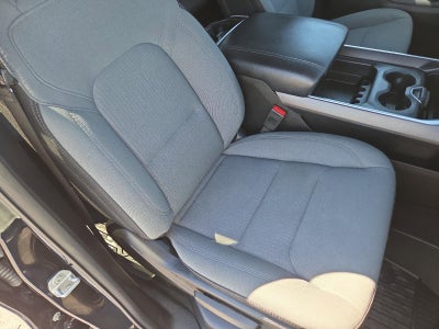 2021 RAM 1500 Big Horn 4x4 Crew Cab 5'7" Box