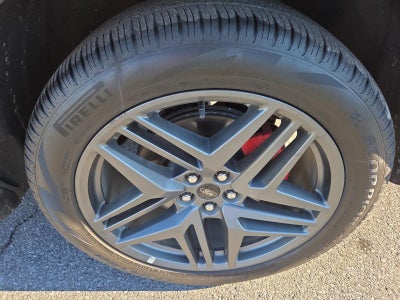 2025 Ford Explorer ST-Line 4WD