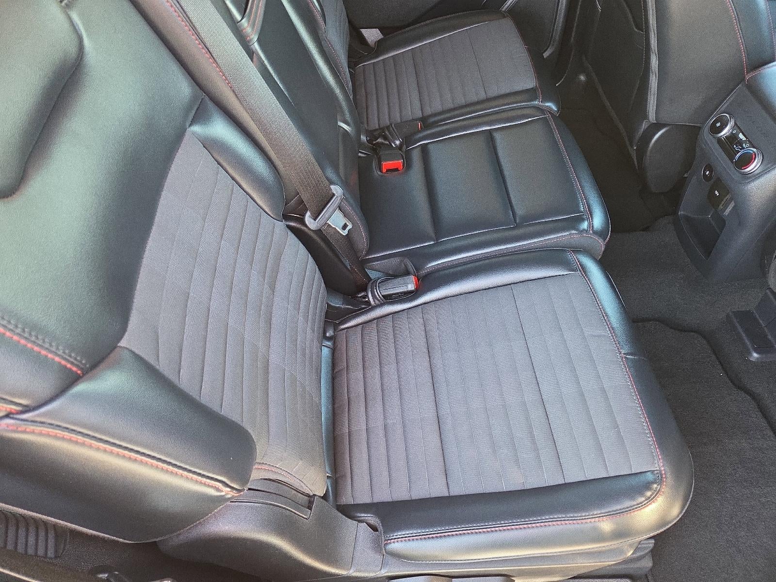 2025 Ford Explorer ST-Line 4WD