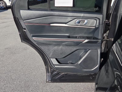 2025 Ford Explorer ST-Line 4WD