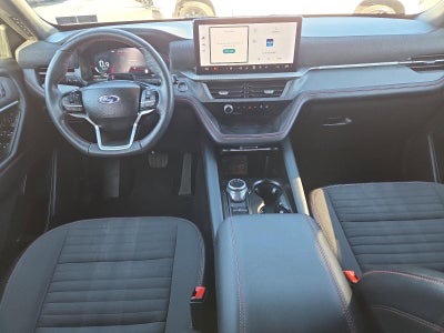 2025 Ford Explorer ST-Line 4WD