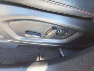 2025 Ford Explorer ST-Line 4WD