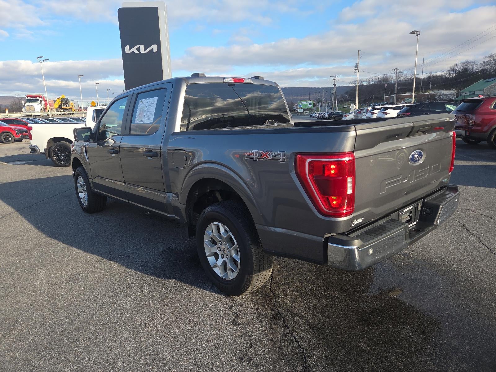 2023 Ford F-150 XLT 4WD SuperCrew 5.5' Box