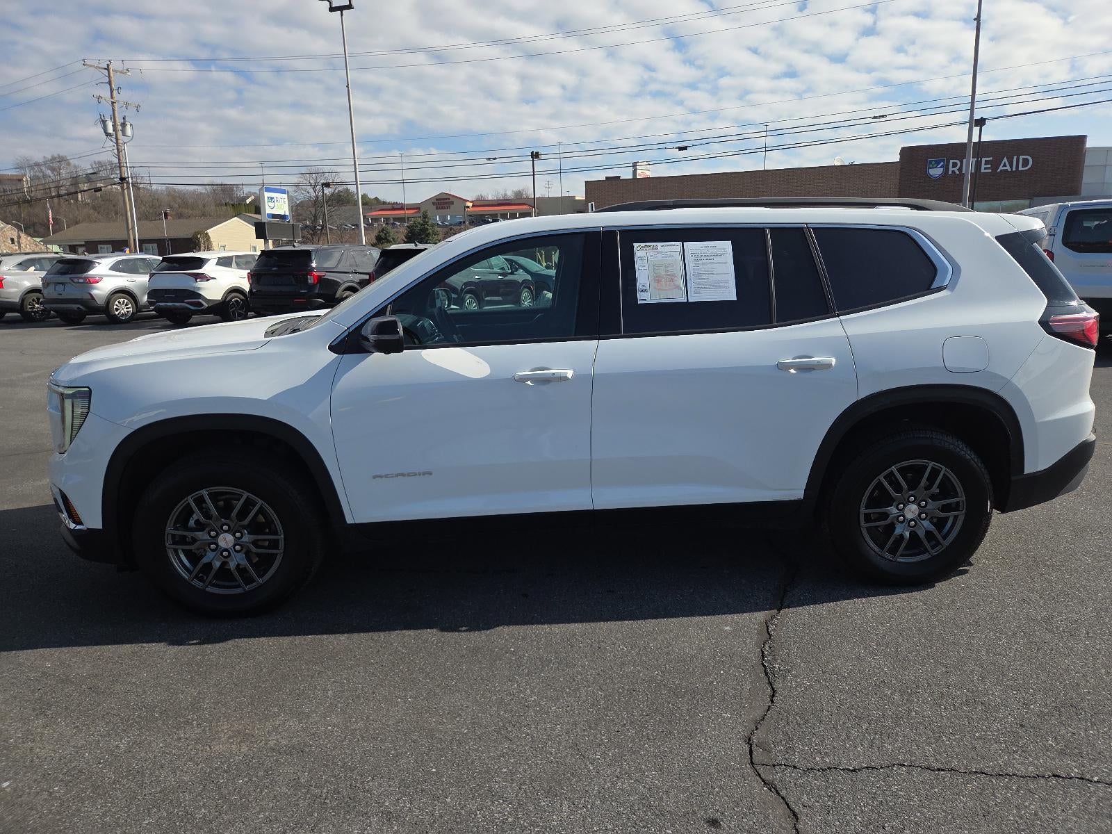 2025 GMC Acadia AWD Elevation