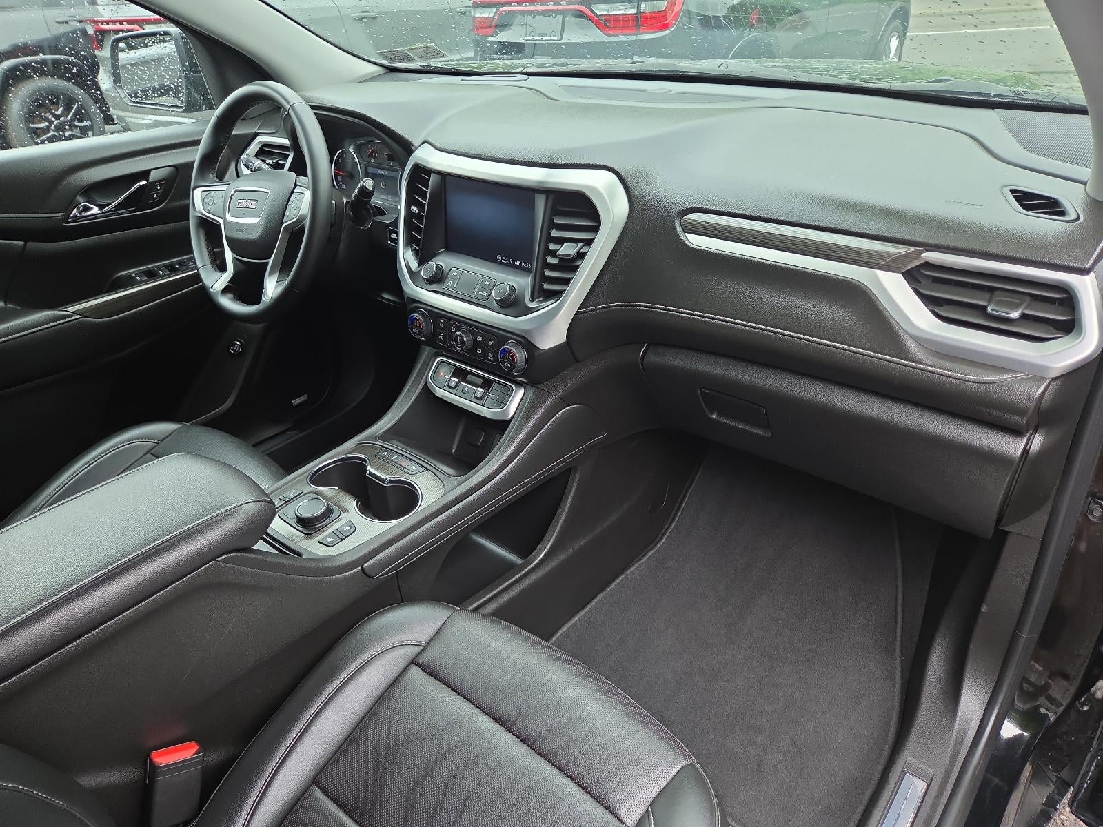 2023 GMC Acadia AWD SLT