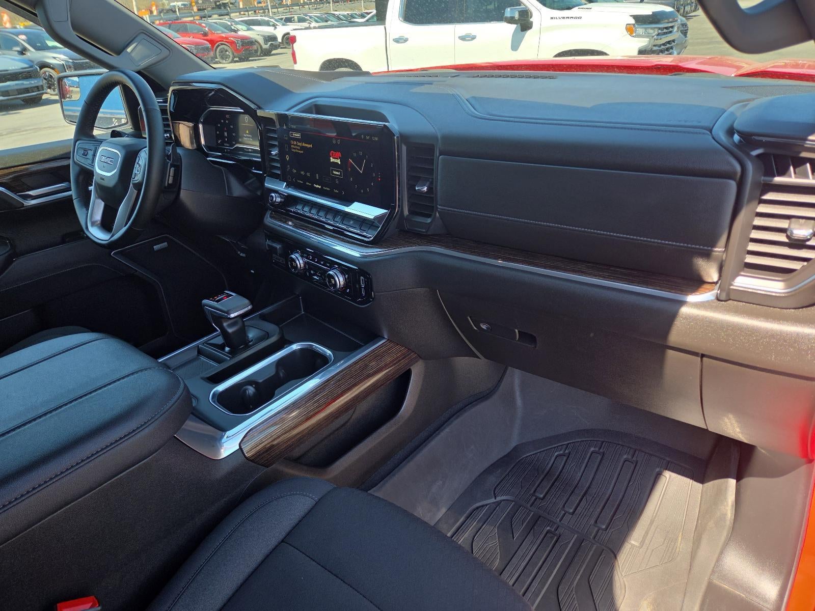 2025 GMC Sierra 1500 Crew Cab Short Box 4-Wheel Drive Elevation 3SB