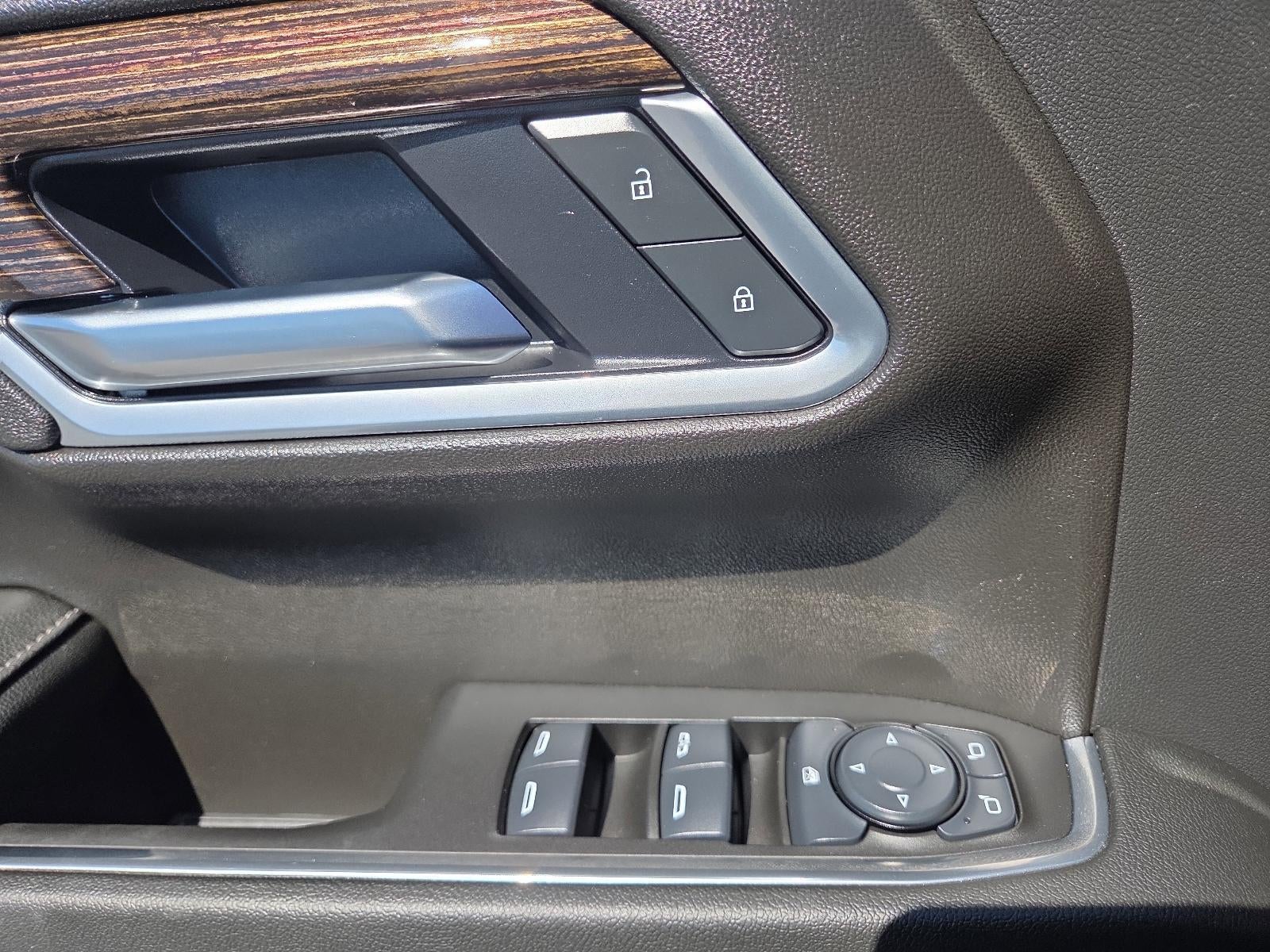 2025 GMC Sierra 1500 Crew Cab Short Box 4-Wheel Drive Elevation 3SB