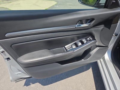 2023 Nissan Altima 2.5 SV Sedan