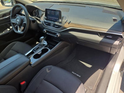 2023 Nissan Altima 2.5 SV Sedan