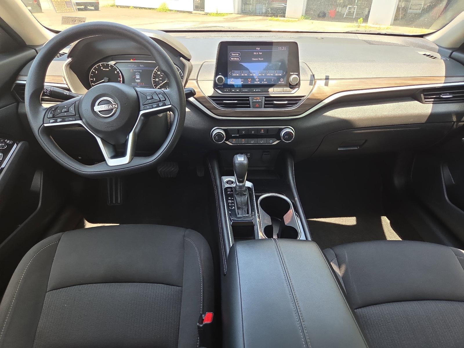 2023 Nissan Altima 2.5 SV Sedan