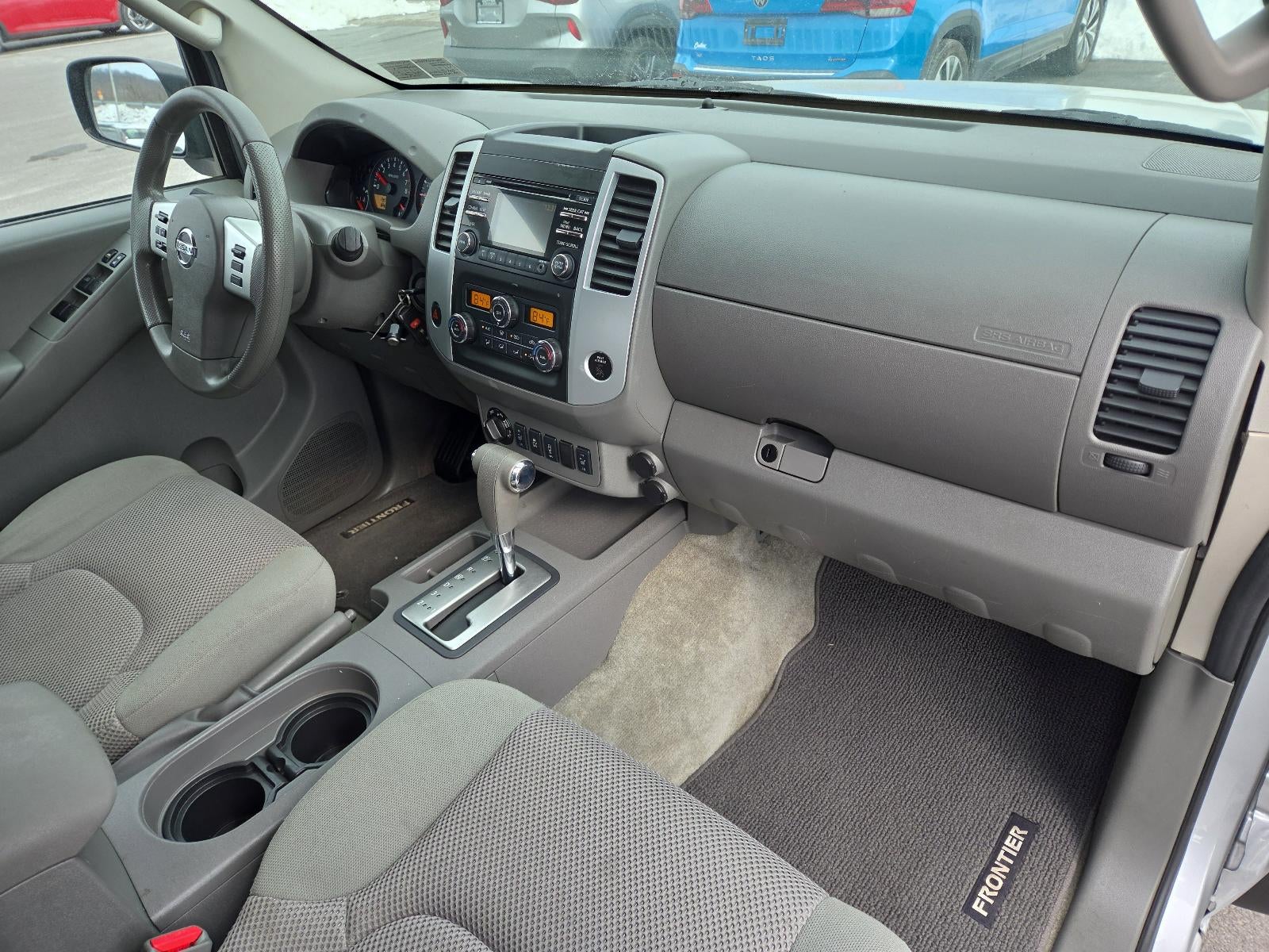 2014 Nissan Frontier 4WD Crew Cab SWB Auto SV