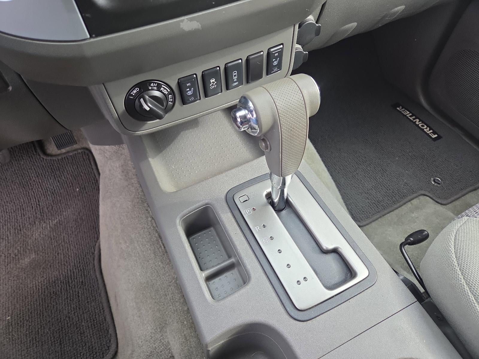 2014 Nissan Frontier 4WD Crew Cab SWB Auto SV