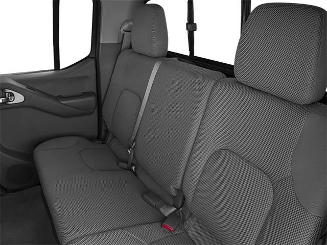 2014 Nissan Frontier 4WD Crew Cab SWB Auto SV