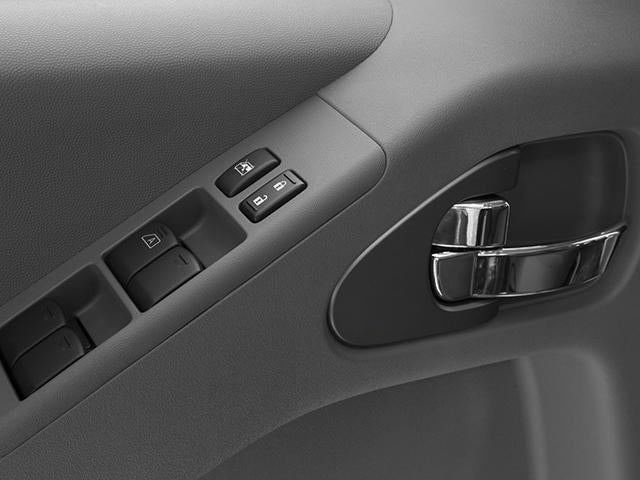 2014 Nissan Frontier 4WD Crew Cab SWB Auto SV