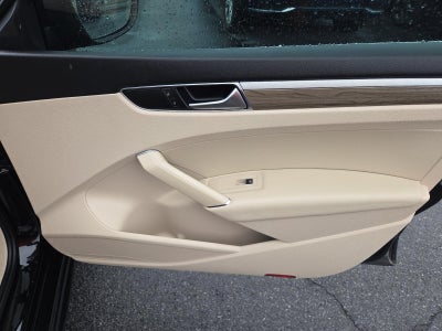2016 Volkswagen Passat 4dr Sdn 1.8T Auto SE PZEV