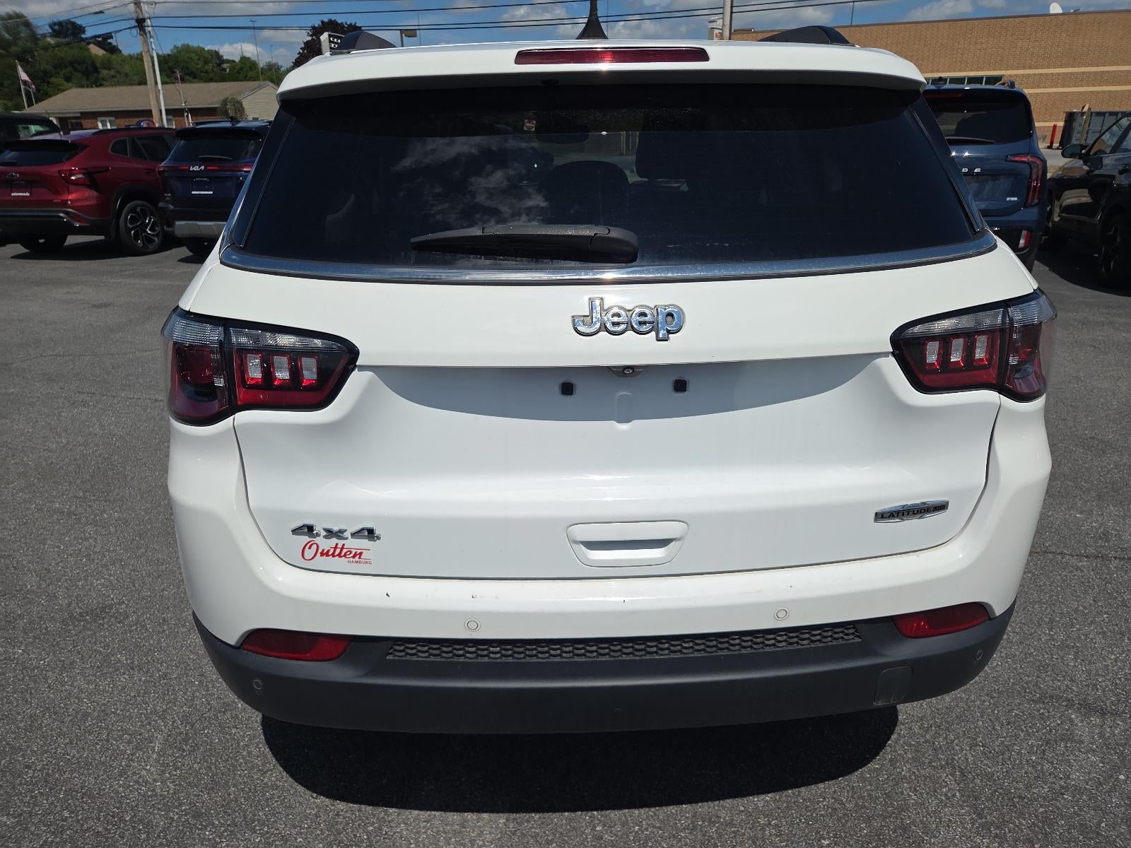 2022 Jeep Compass Latitude Lux