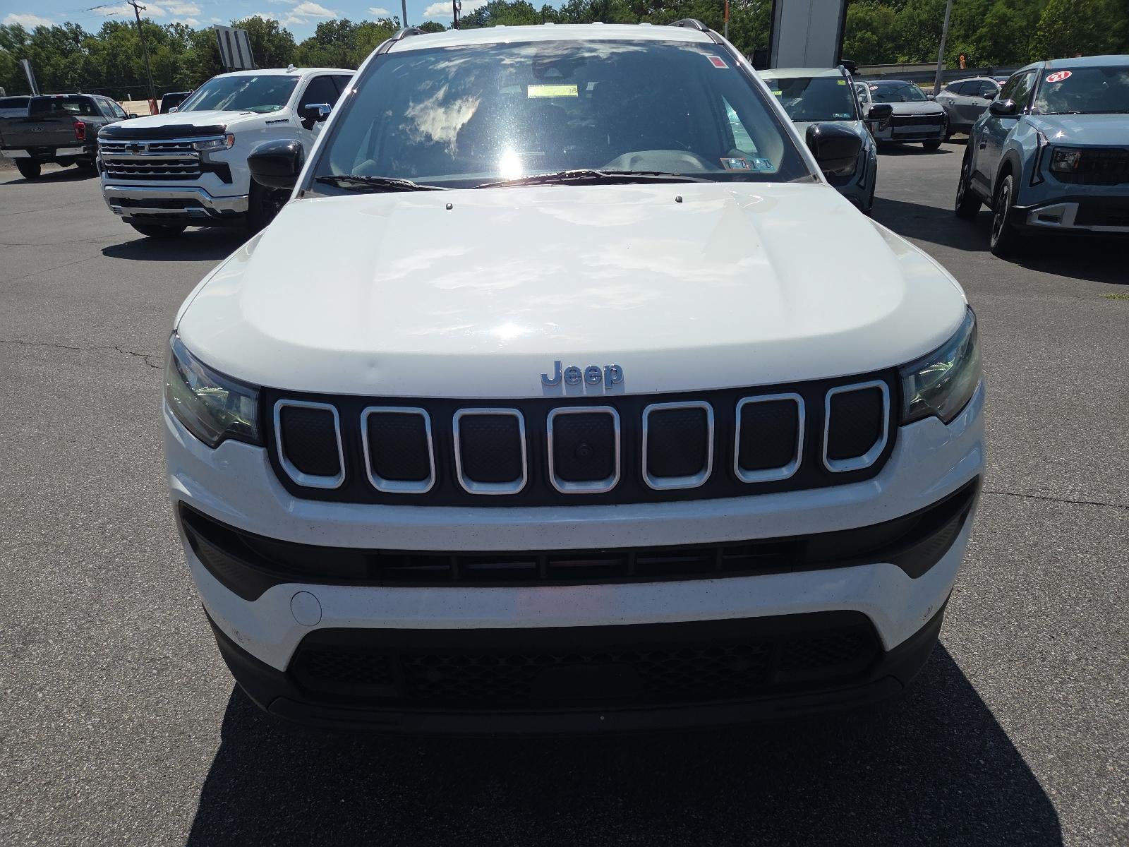 2022 Jeep Compass Latitude Lux