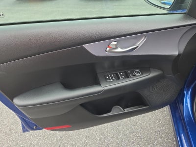 2022 Kia Forte FE IVT