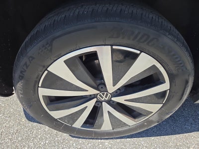 2023 Volkswagen Taos SE 4MOTION *Ltd Avail*