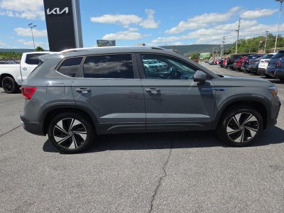 2023 Volkswagen Taos SE 4MOTION