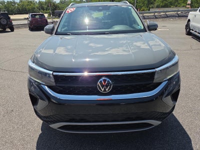 2023 Volkswagen Taos SE 4MOTION