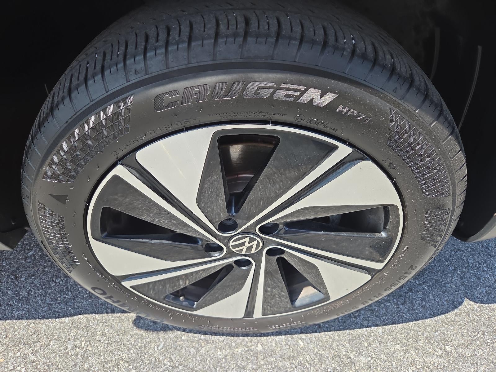 2023 Volkswagen Taos SE 4MOTION