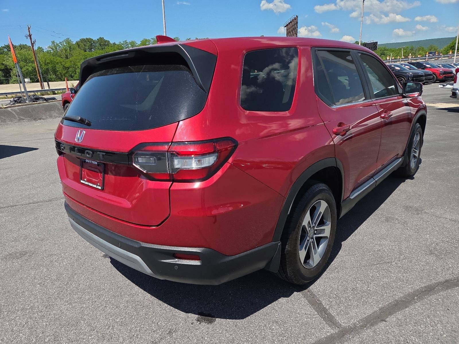 2023 Honda Pilot EX-L 8 Passenger AWD