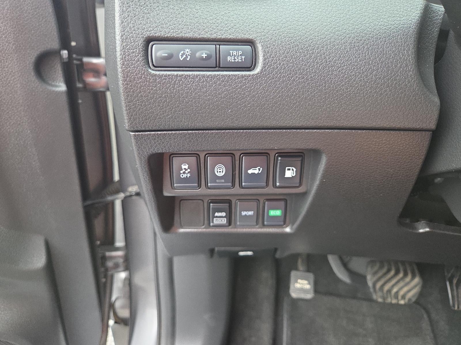 2020 Nissan Rogue AWD SV