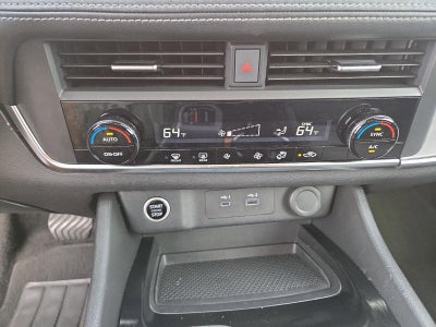 2023 Nissan Rogue AWD SV