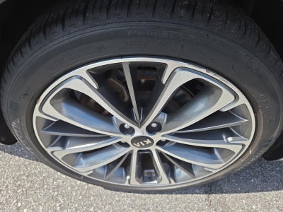 2019 Kia Cadenza Technology Sedan