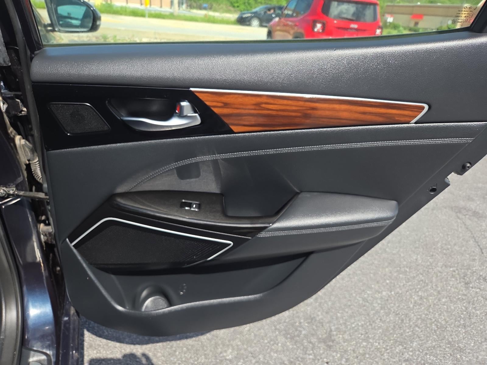 2019 Kia Cadenza Technology Sedan