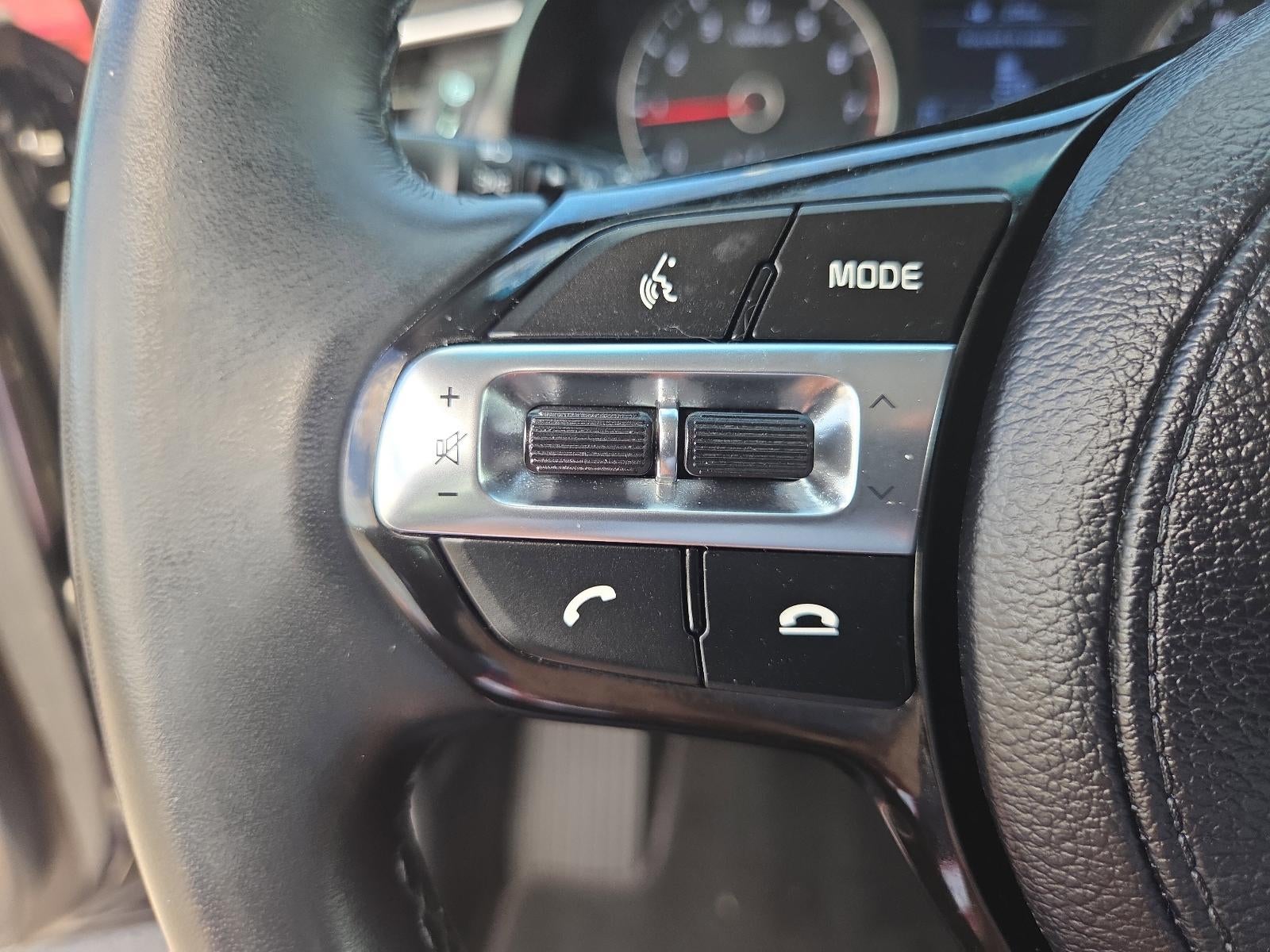 2019 Kia Cadenza Technology Sedan