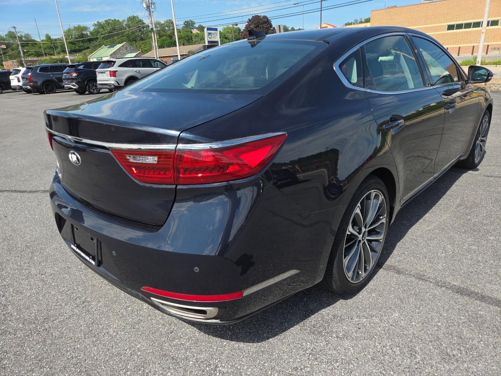 2019 Kia Cadenza Technology Sedan