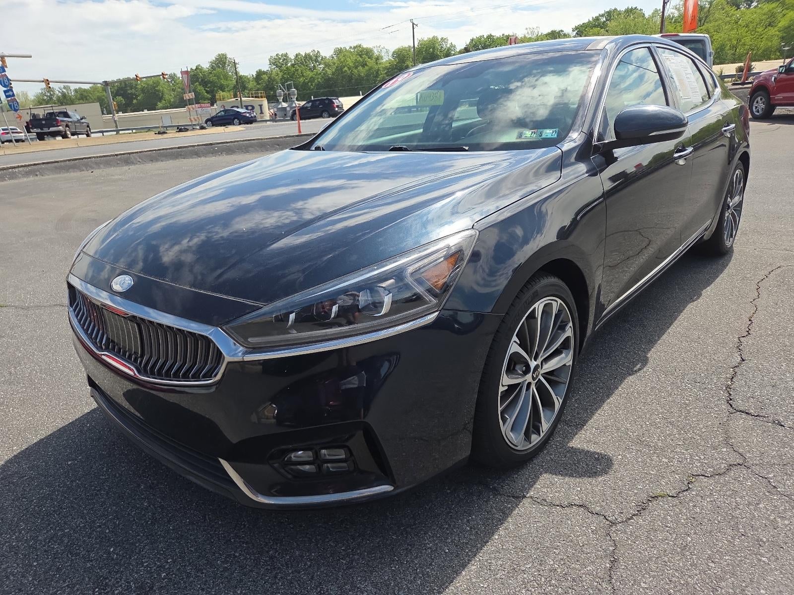 2019 Kia Cadenza Technology Sedan