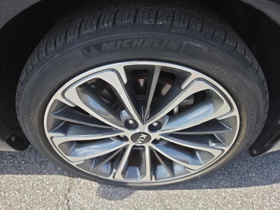 2019 Kia Cadenza Technology Sedan